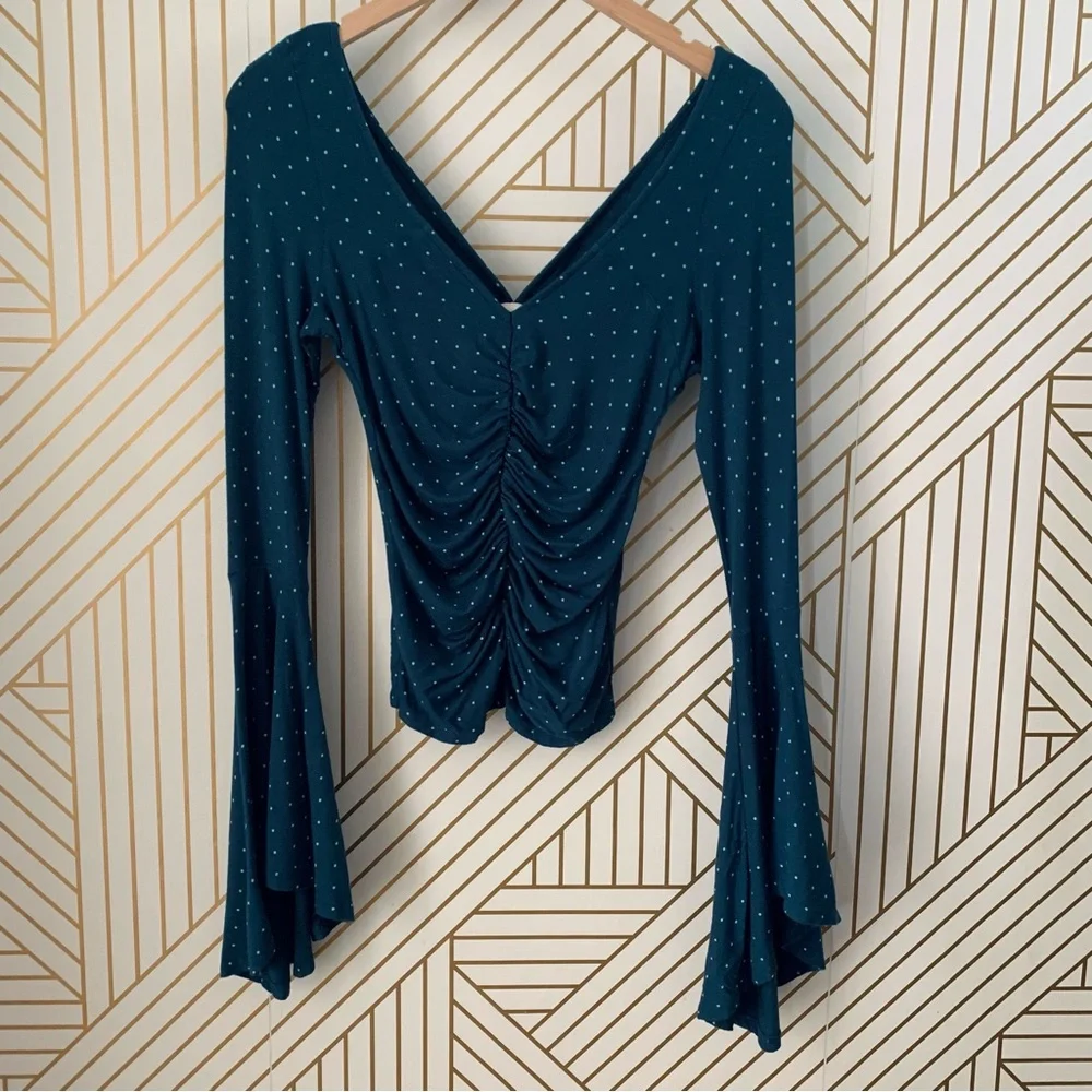 🍀 3/$30 We the Free what a babe polka dot ruched cinched bell sleeve bohemian XS - Picture 5 of 13